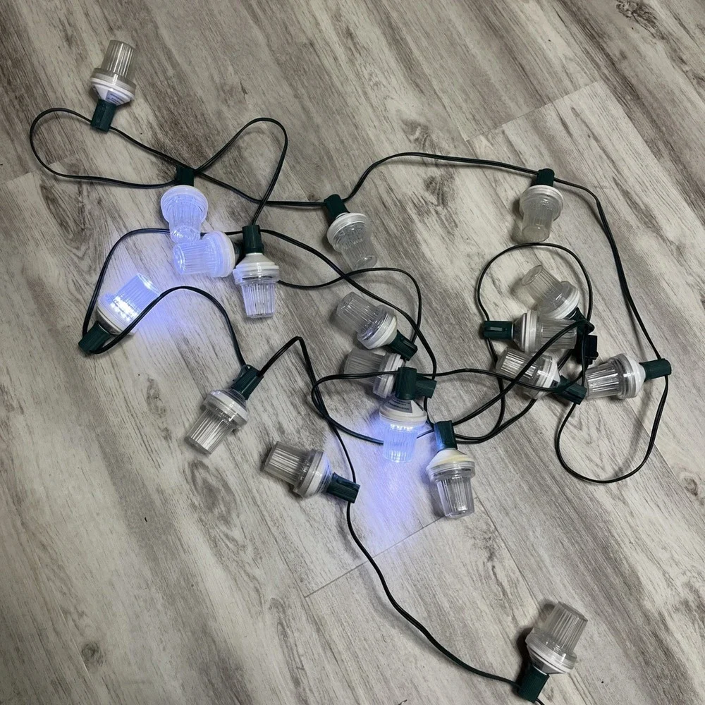 24 Pcs 120v Strobe C9 Christmas Lights‎ Outdoor Waterproof LED White